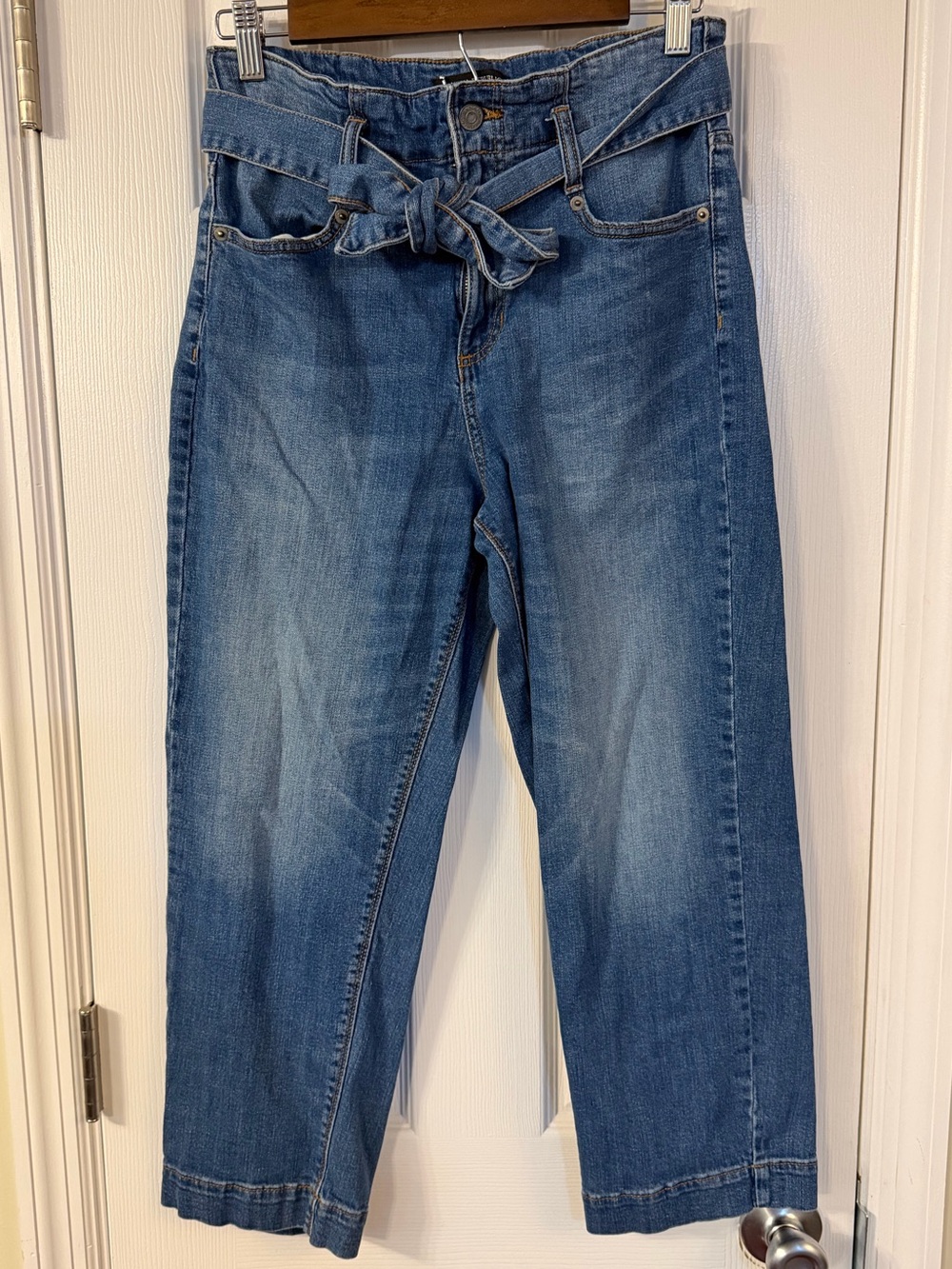 Banana Republic High Rise Straight Jeans Size 27/4 Belted Medium Wash